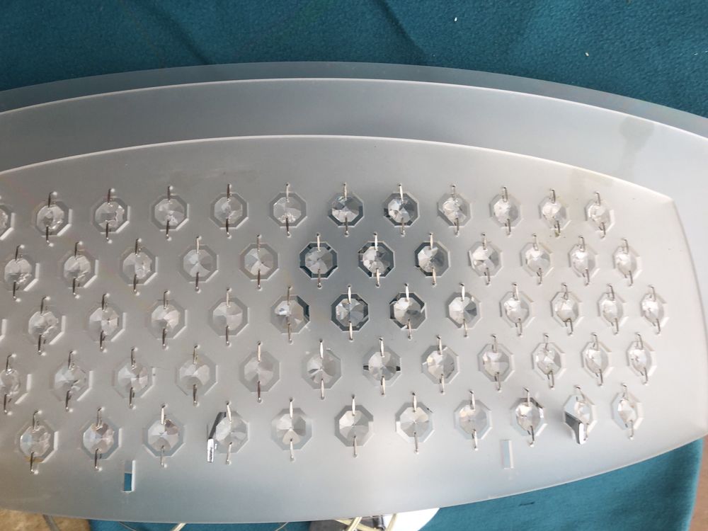 Lampa z krysztalkami