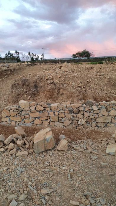 2 Lotes de terreno com viabilidade de construção - Oleiros