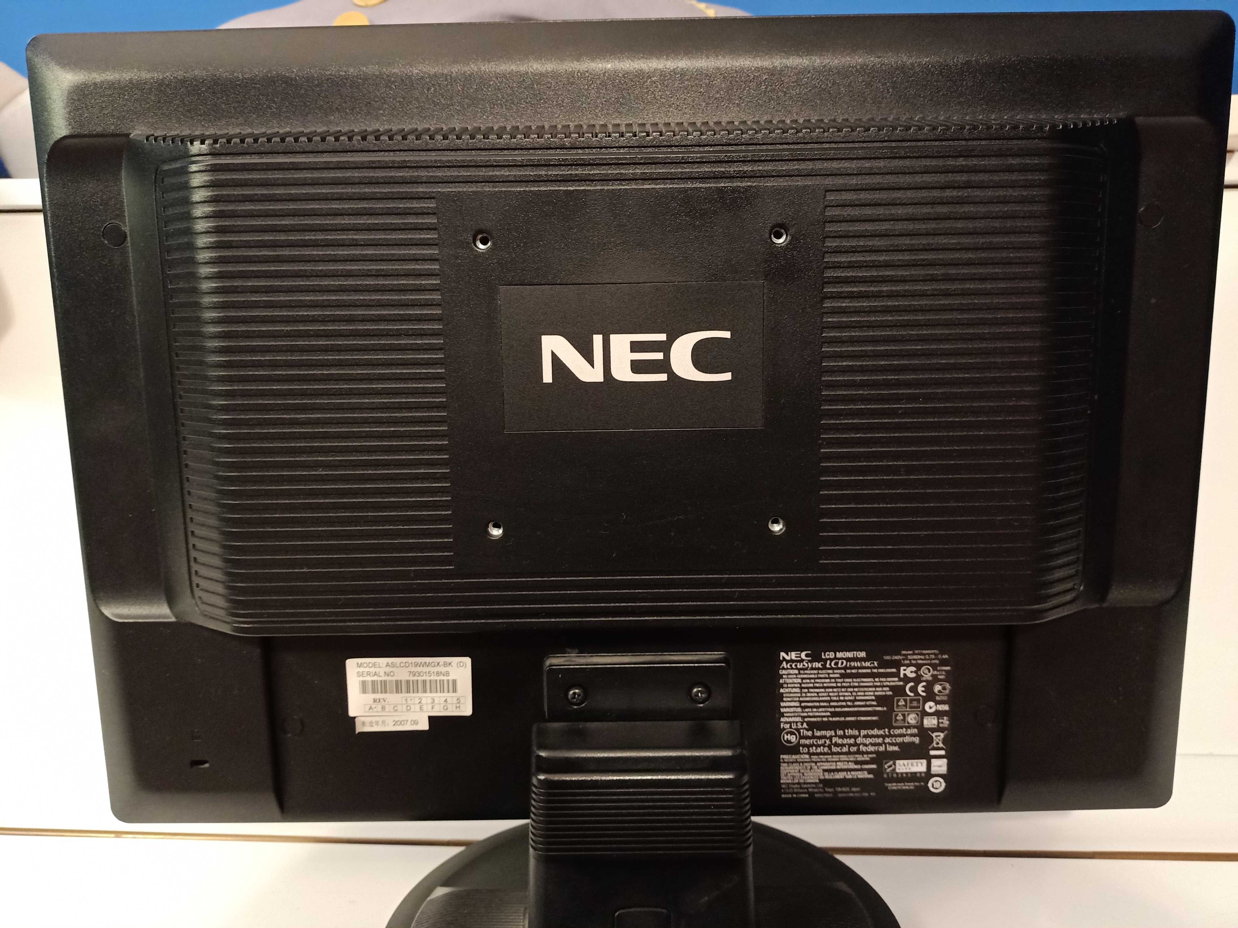 Monitor NEC 19" stan idealny