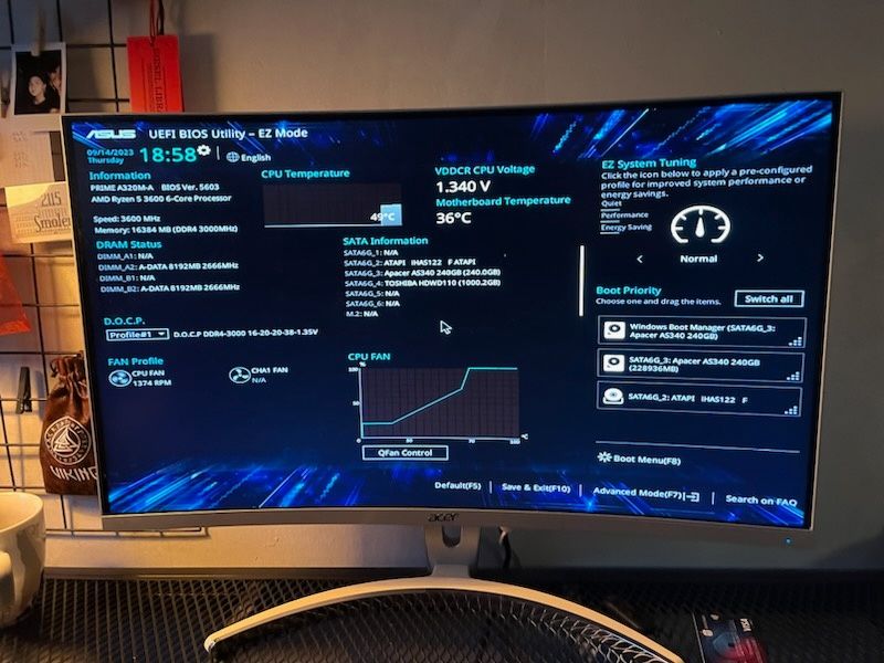 Komputer stacjonarny 43/47/19 wymiary 
Windows 10Home
1TB pamięci 
16G