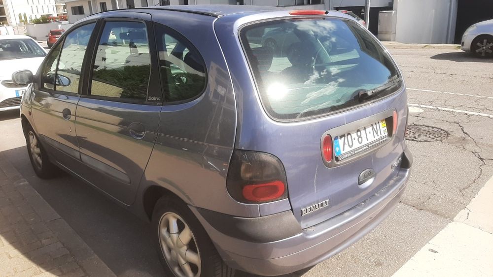 Vendo Renault megane GPL
