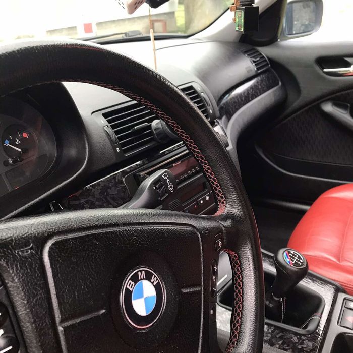 BMW E46 1999  рік 1.9 бензин