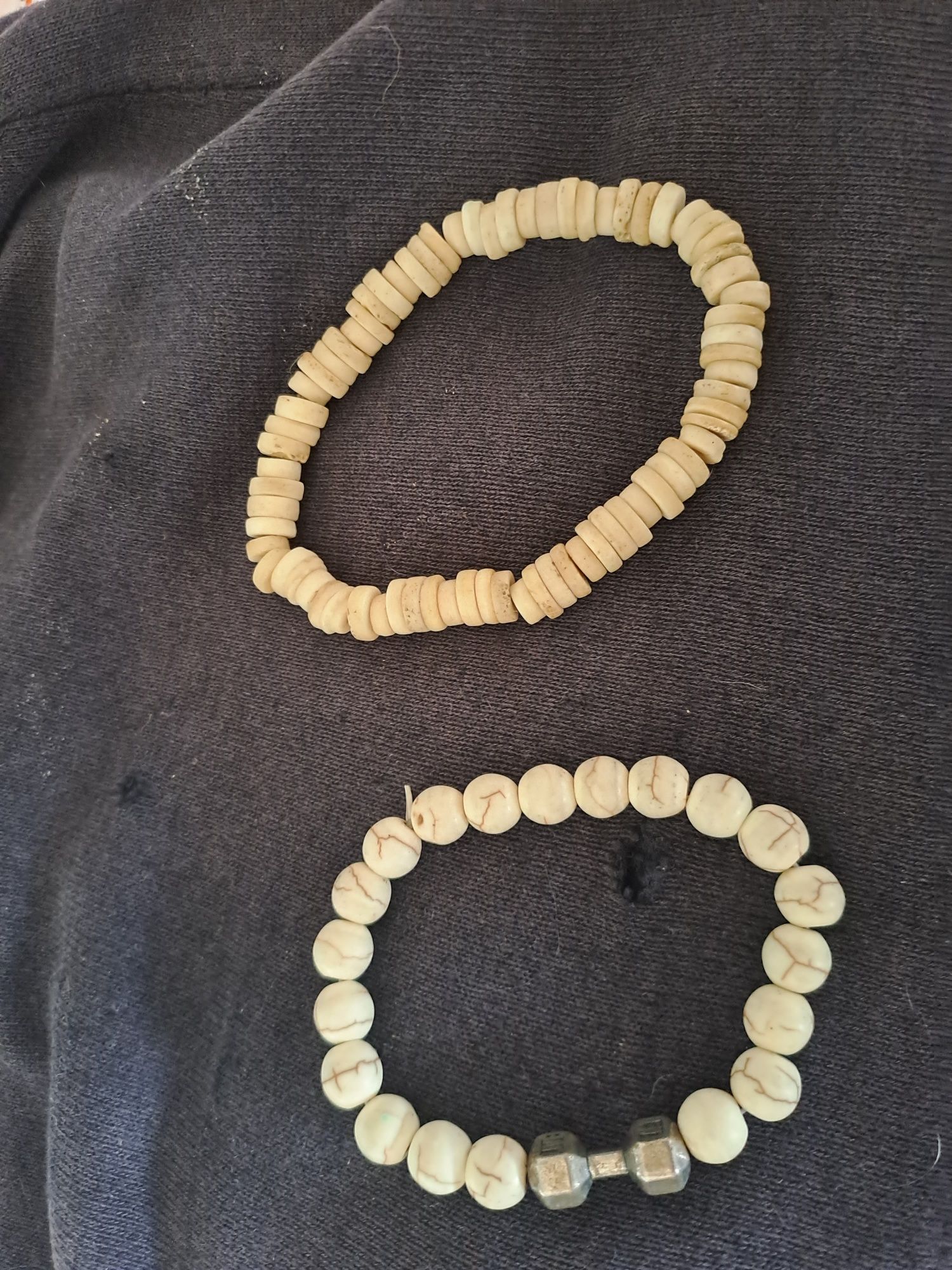 Pulseira  usadas como novas
