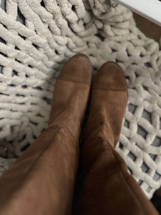 Kozaki zamszowe brązowe ze skóry Tommy Hilfiger