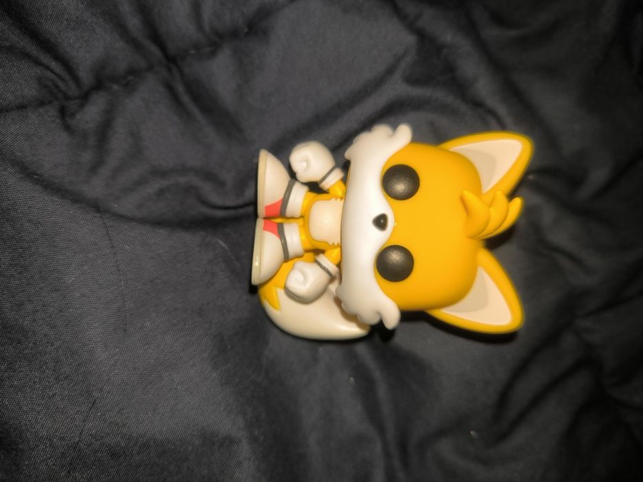 Figura funko pop sonic mystery tails