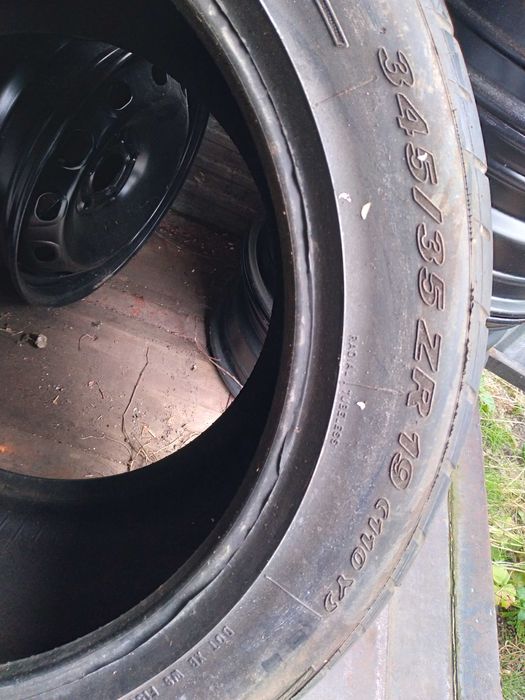 opona pojedynka 345/35ZR19 Pirelli PZero Corsa