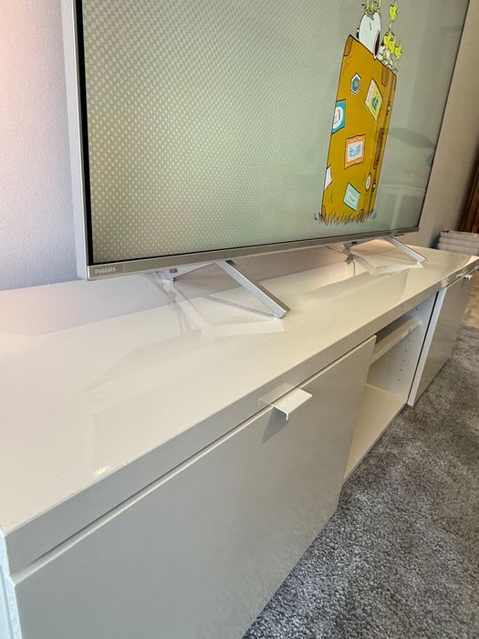 Móvel de TV IKEA BYÅS - Brilhante Branco - Excelente Estado