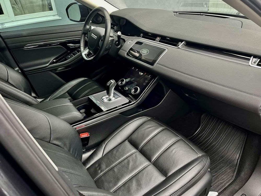 2020 Land Rover Range Rover Evoque 250-SE AWD (BLACK)