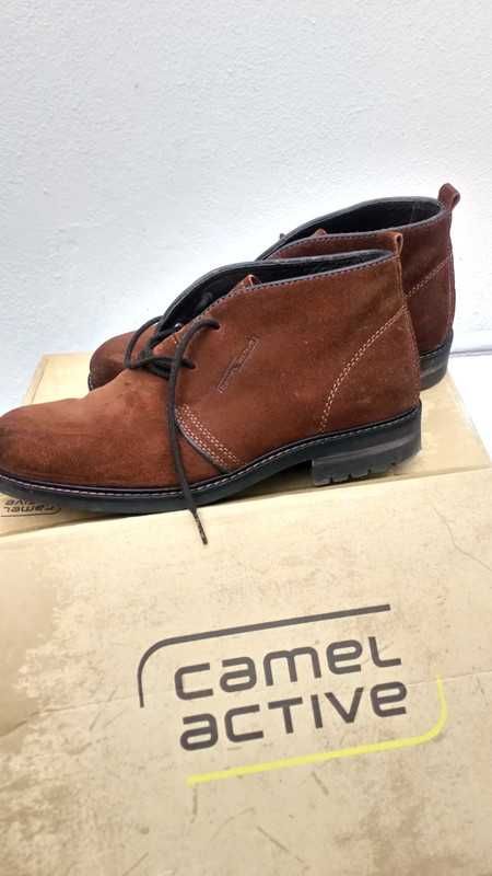 Botas Camel Active em pele castanhas cor mel