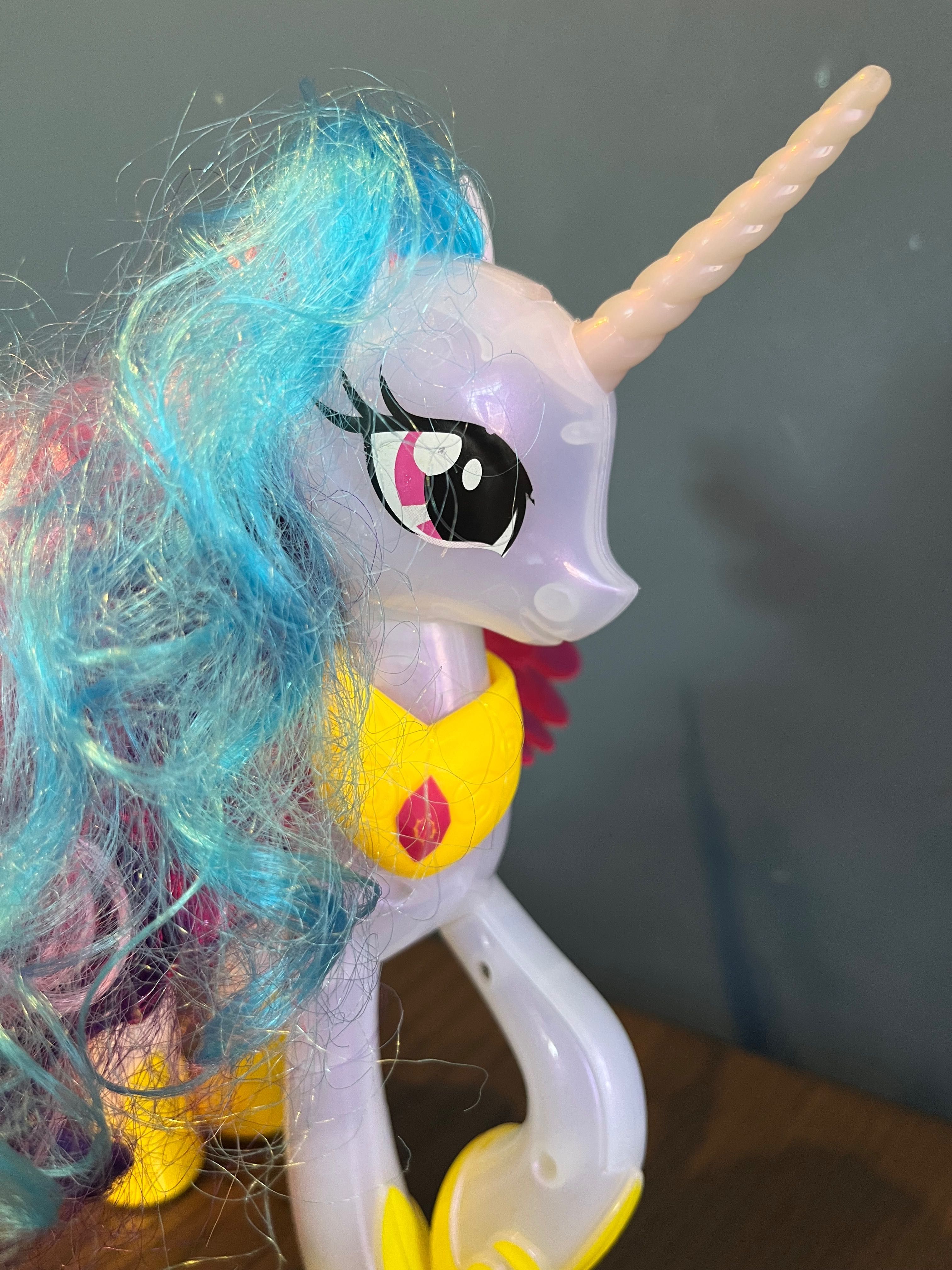 My Little Pony KSIĘŻNICZKA Hasbro 20cm