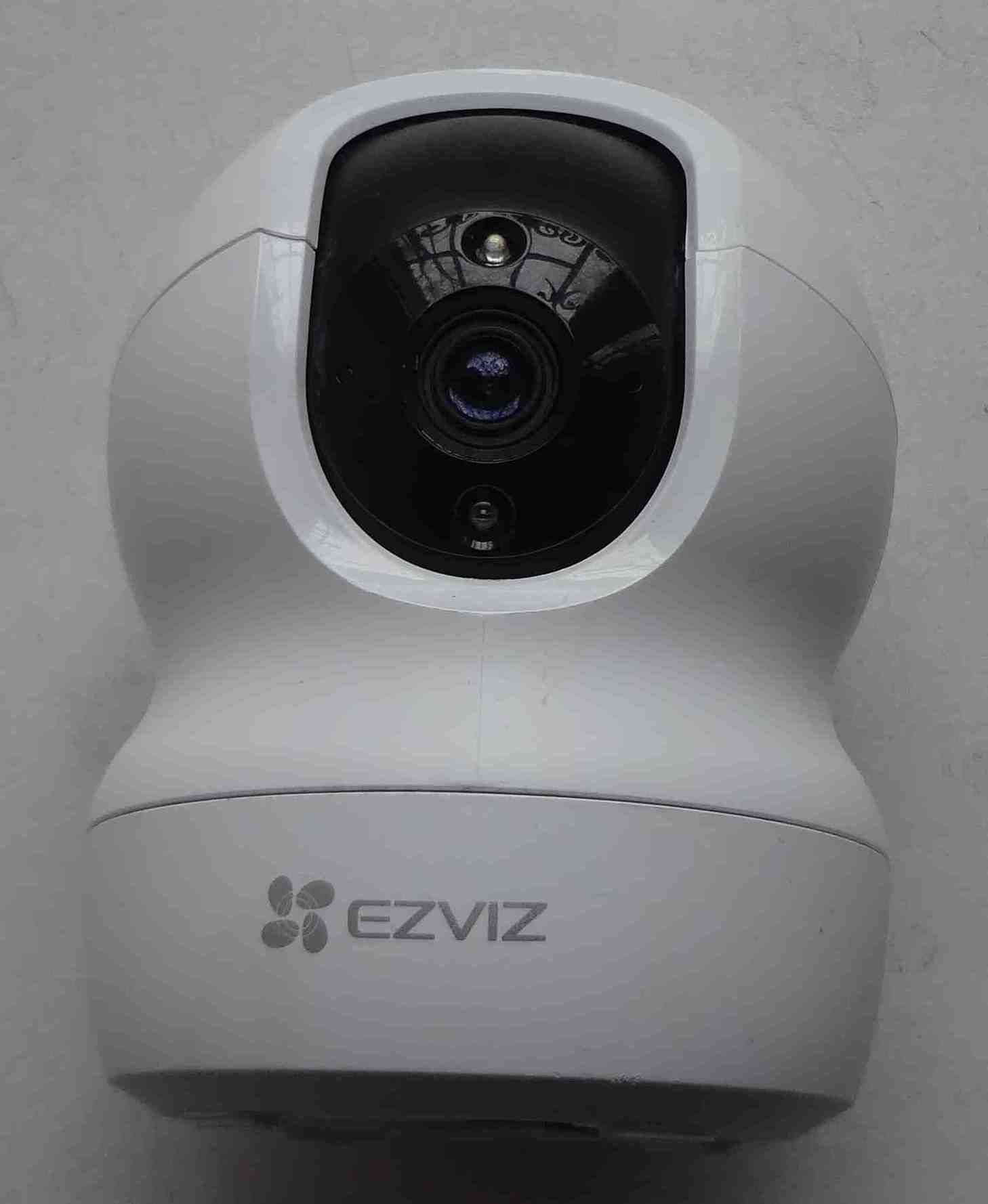 IP-камера Ezviz CS-CP1 (3MP W1) Видеокамера внутренняя поворотная