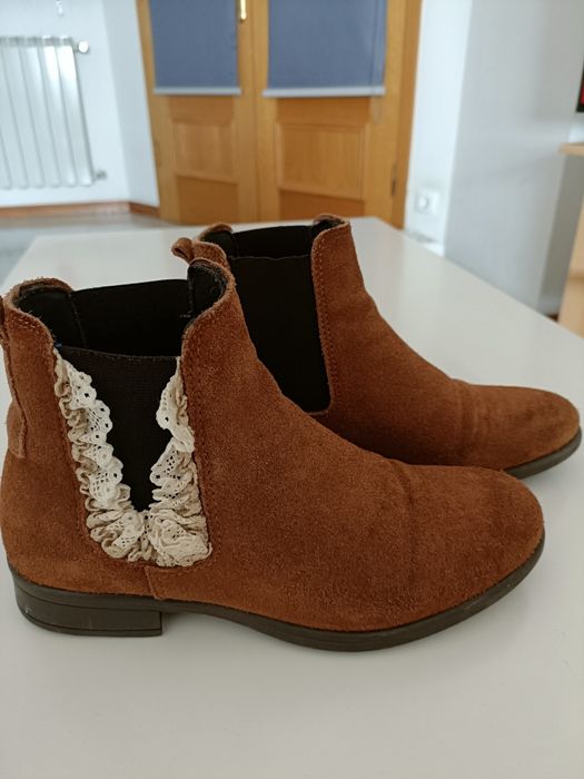 Botas camel camurça tamanho 35