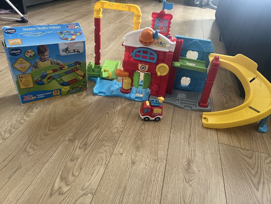 Vtech remiza strażacka