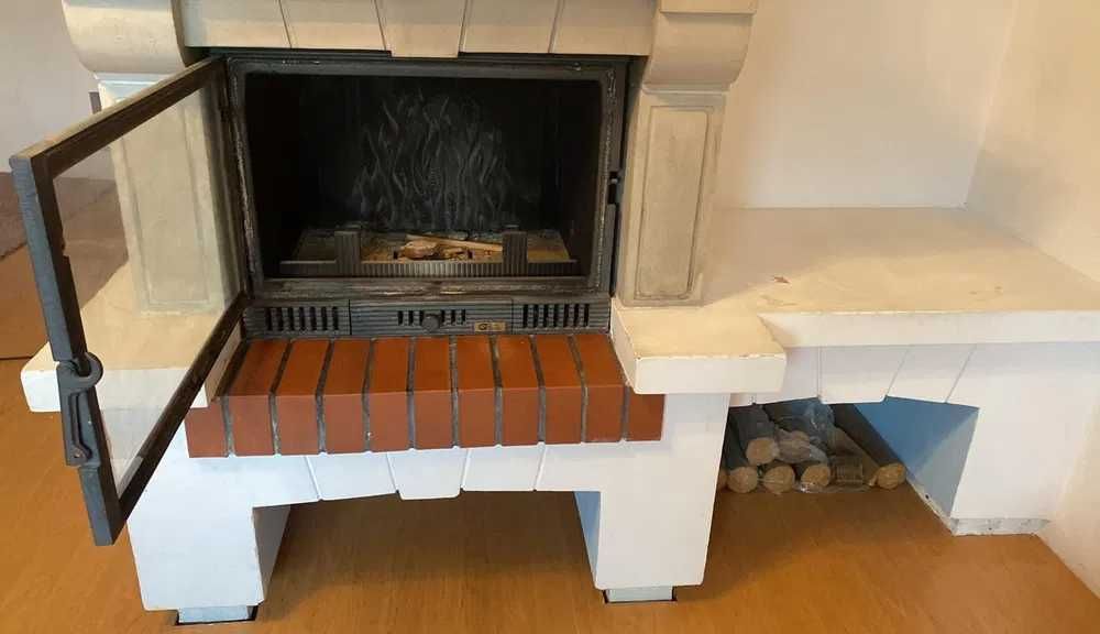 Kominek komplety obudowa z kamienia piaskowca Wkład żeliwny 14Kw