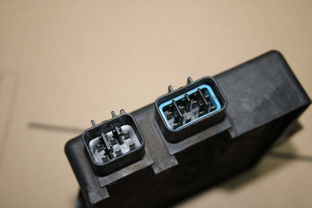 Moduł Zapłonowy Sterownika Silnika ECU Yamaha R6 RJ03 99-02