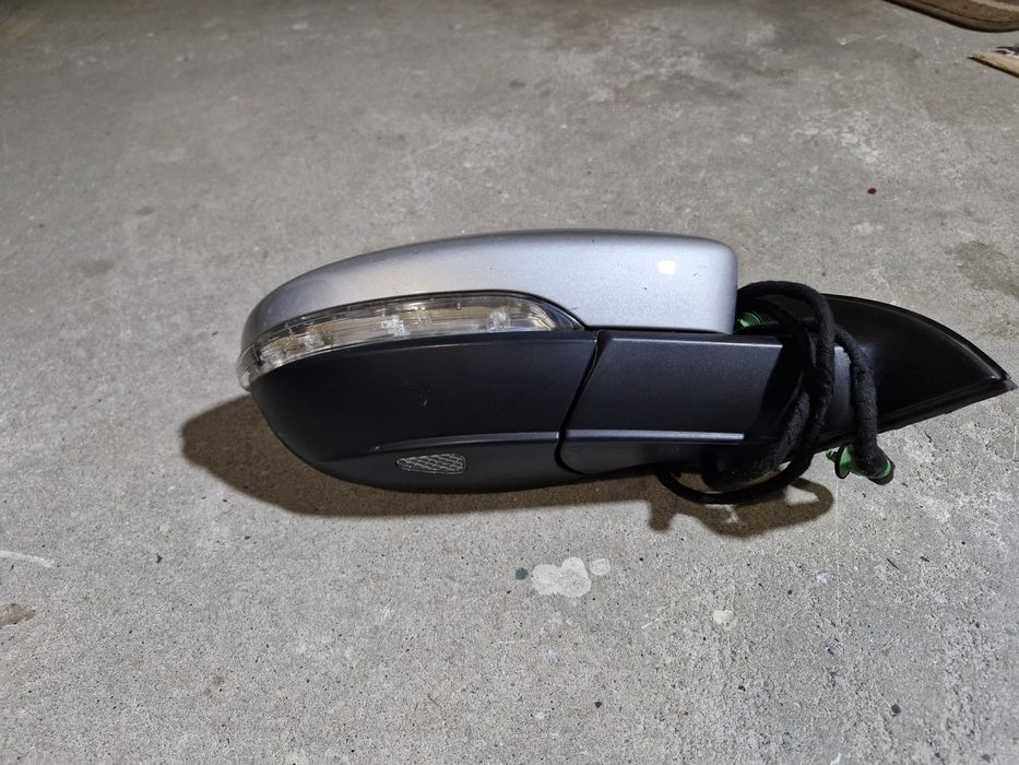 Lusterko Prawe Przód Vw Passat B7/10-14/9 Pin