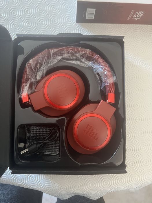 Auriculares JBS