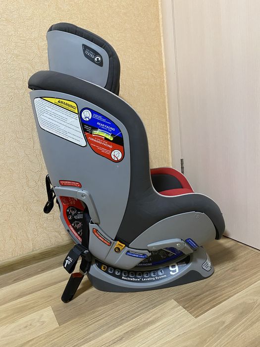 Автокресло Chicco Nextfit с 2,5 до 30 кг, с рождения до 8 лет
