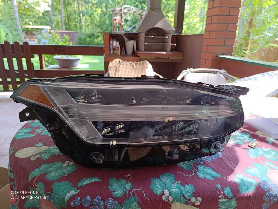 Volvo XC90 momentum t5/wewnętrzna instalacja lampy przedniej lewej