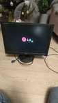 Monitor flatron w2241s