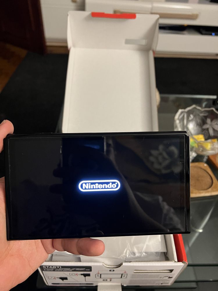 Nintendo Switch Oled + Cartão 256GB + Bolsa