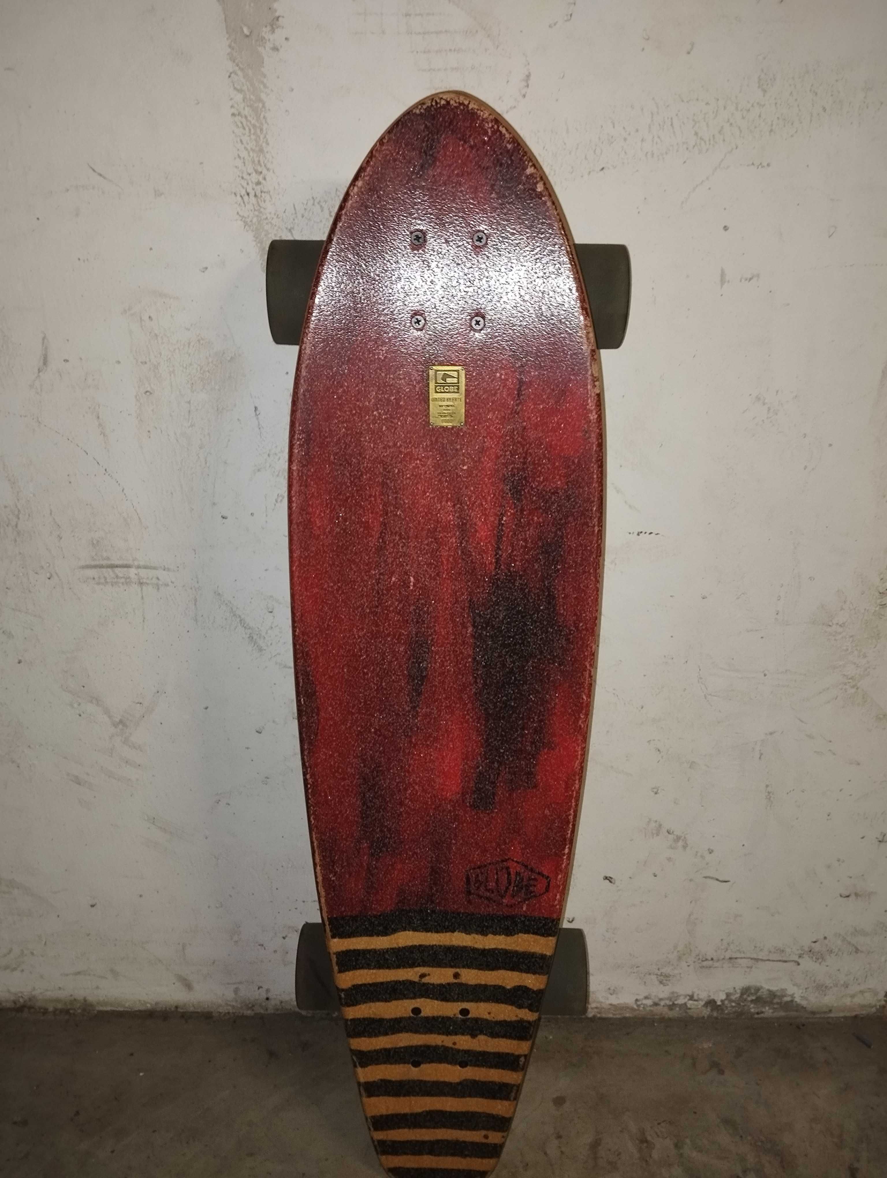 Longboard Globe 36" – cruiser w surferskim stylu, świetny stan!
