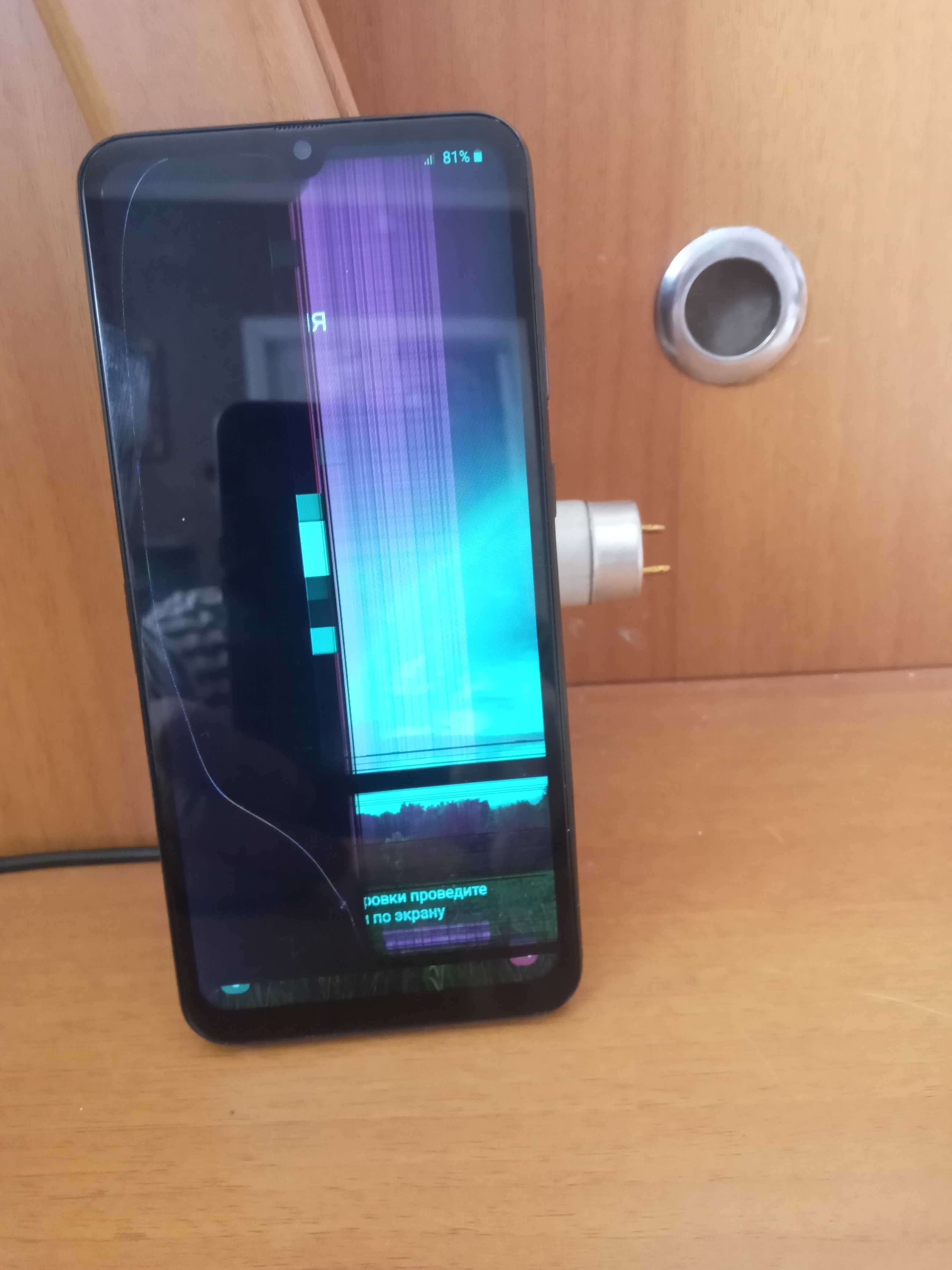 Продам Samsung A50  4|64