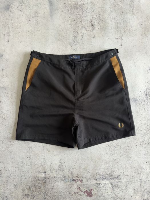 Шорты Fred Perry оригинал Размер L