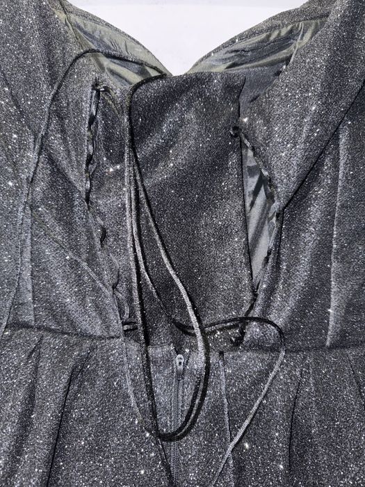 Чорна випускна/вечірня сукня з блискітками