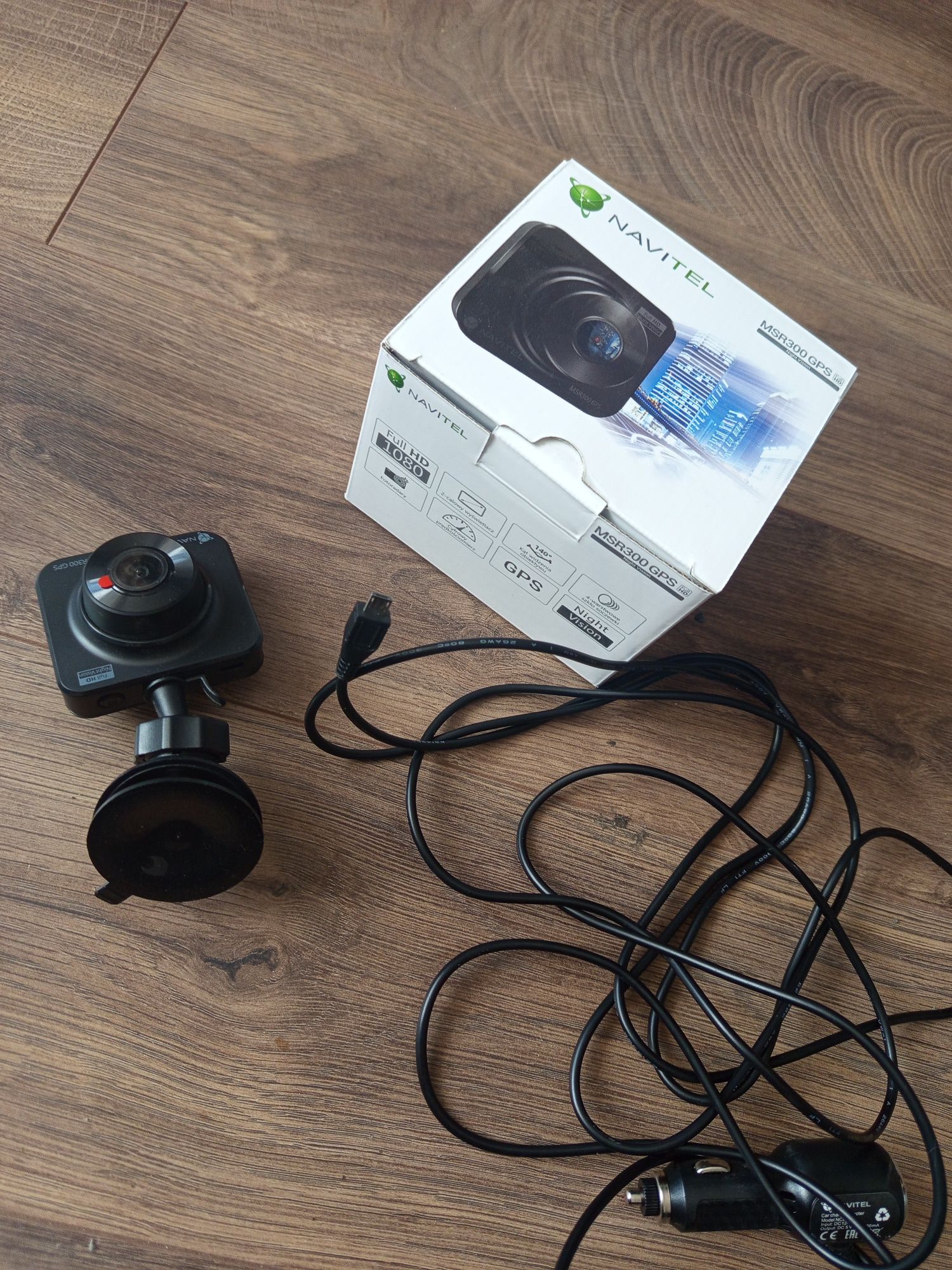 kamera samochodowa navitel plus karta pamięci 128gb