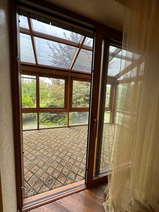 Елітний будинок з басейном , сауною , спортзалом біля Міського Озера