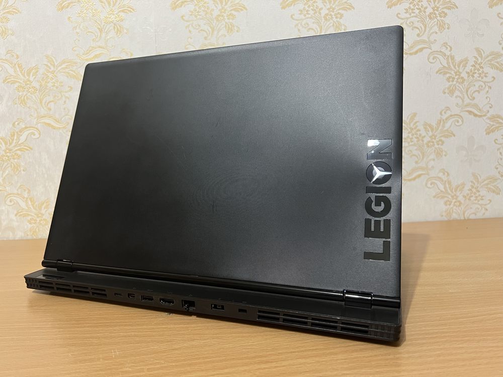 Ігровий ноутбук Lenovo legion y530 i5-8300h/gtx 1050/ssd/hdd/ddr4