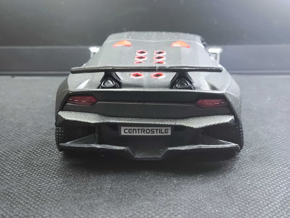Модель Lamborghini Sesto Elemento Bburago 1/24