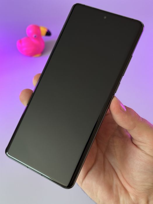 Нового стан OnePlus 12 16 на 512 глобалка не прошита фігня