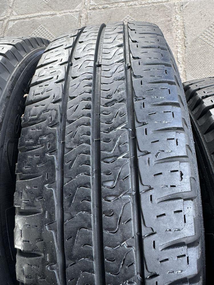 215/70R15C-4шт Michelin оригінал із Німеччини 7,5мм в наявності!