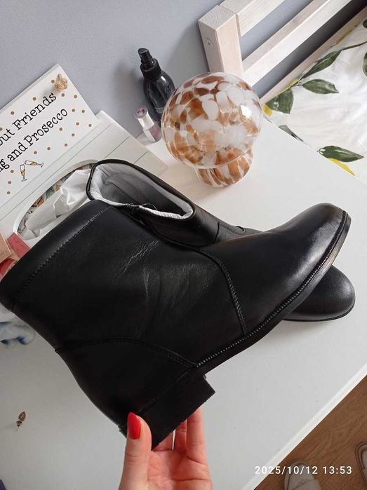 buty nowe męskie trzewiki skórzane 43