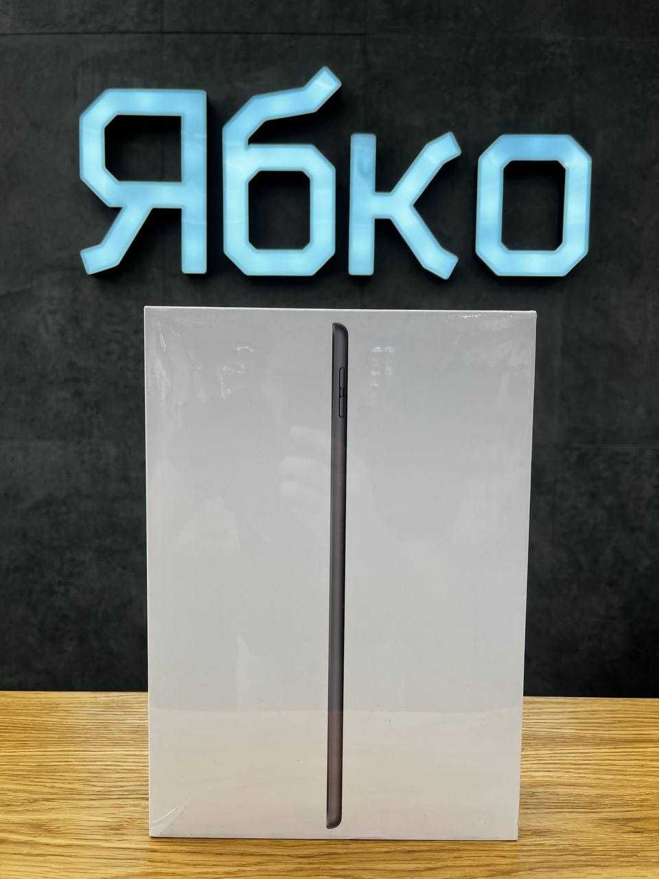 New Apple iPad 10.2 64/256 GB, Wi-Fi 2021 купуй у Ябко Рів‘єра
