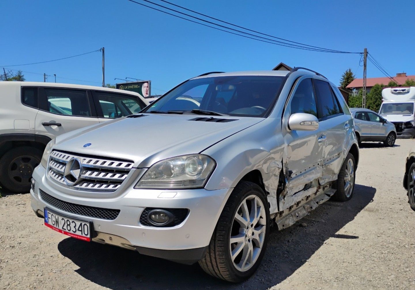 Mercedes-Benz ML 2006r, 3.0 CDI. 4x4. Uszkodzony lewy bok. Jeździ.