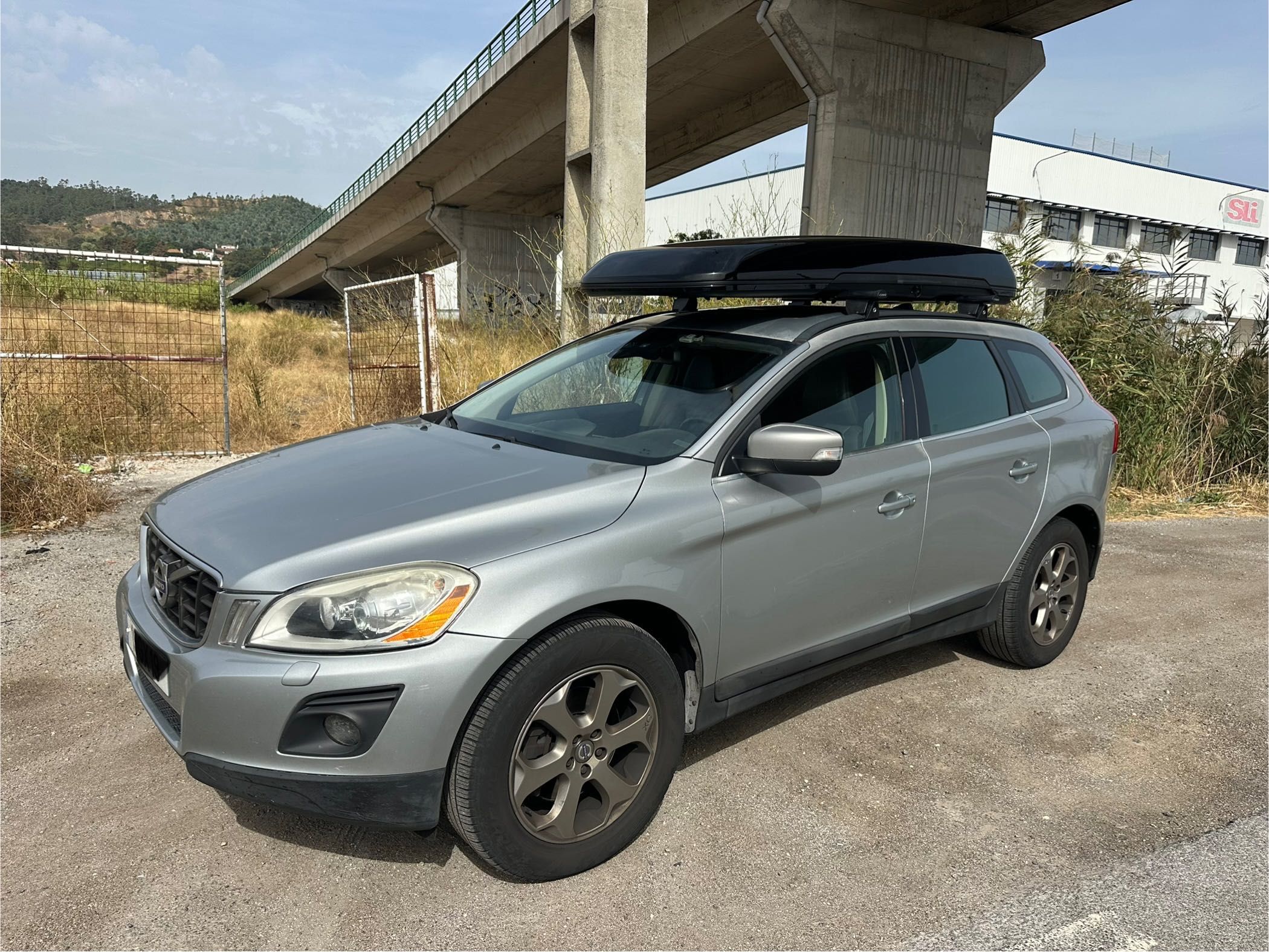 Volvo XC60 D5 2.4 AWD