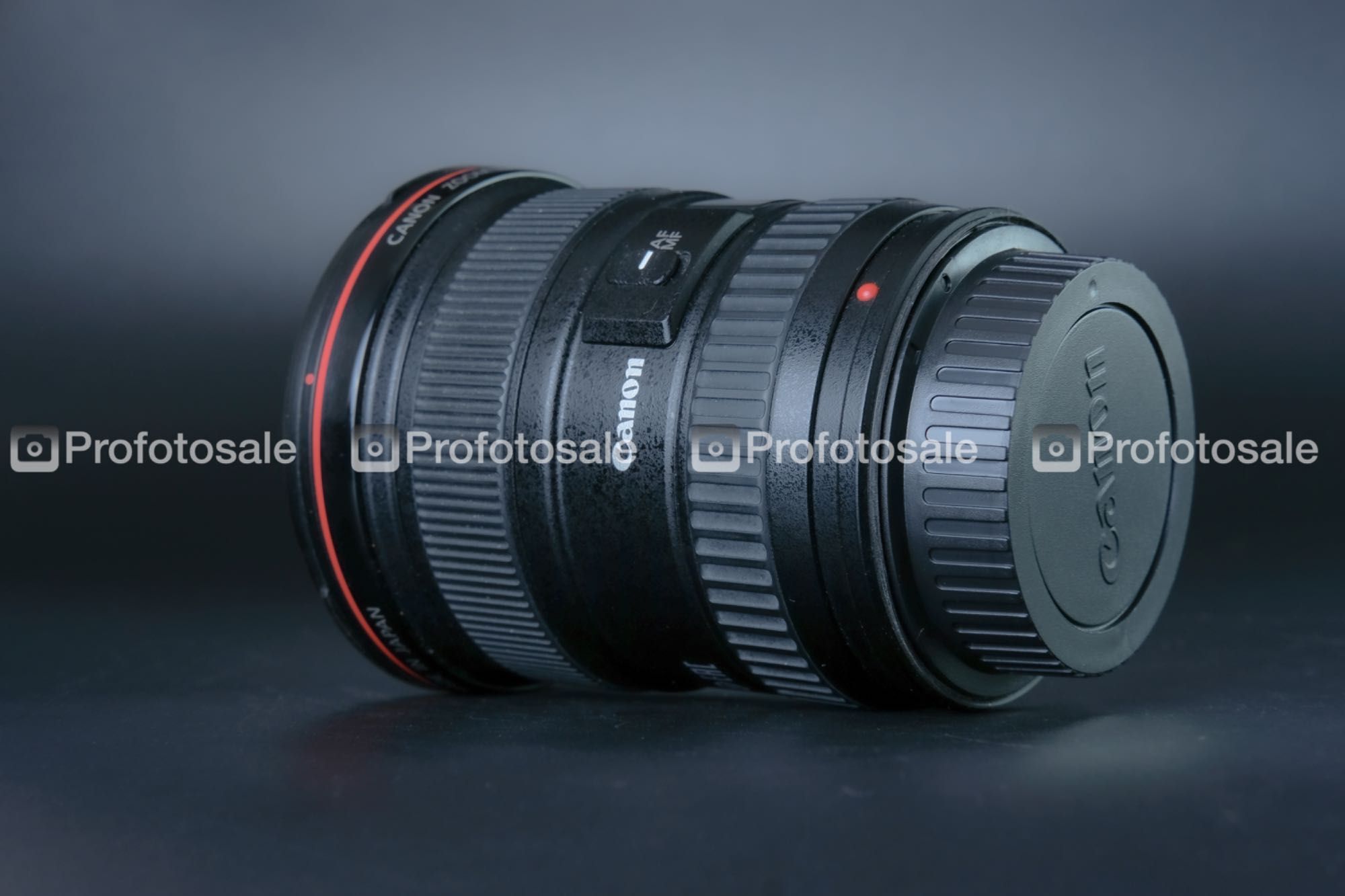 Об'єктив Canon EF 17-40mm f/4L USM