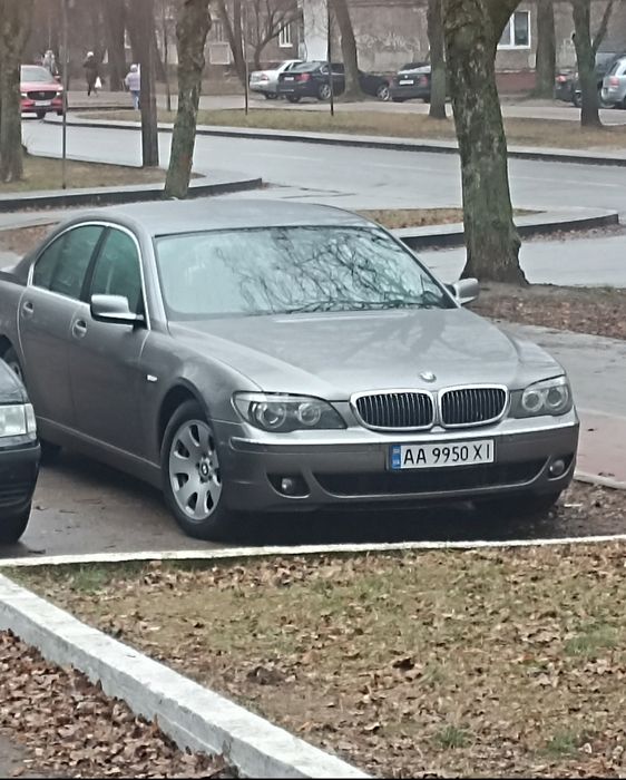 Продам BMW е65 730i 2006