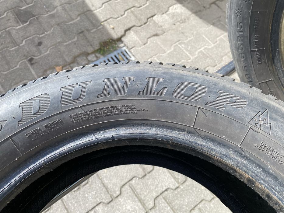 Opony zimowe 195/65R15 2szt Dunlop 195/65/15