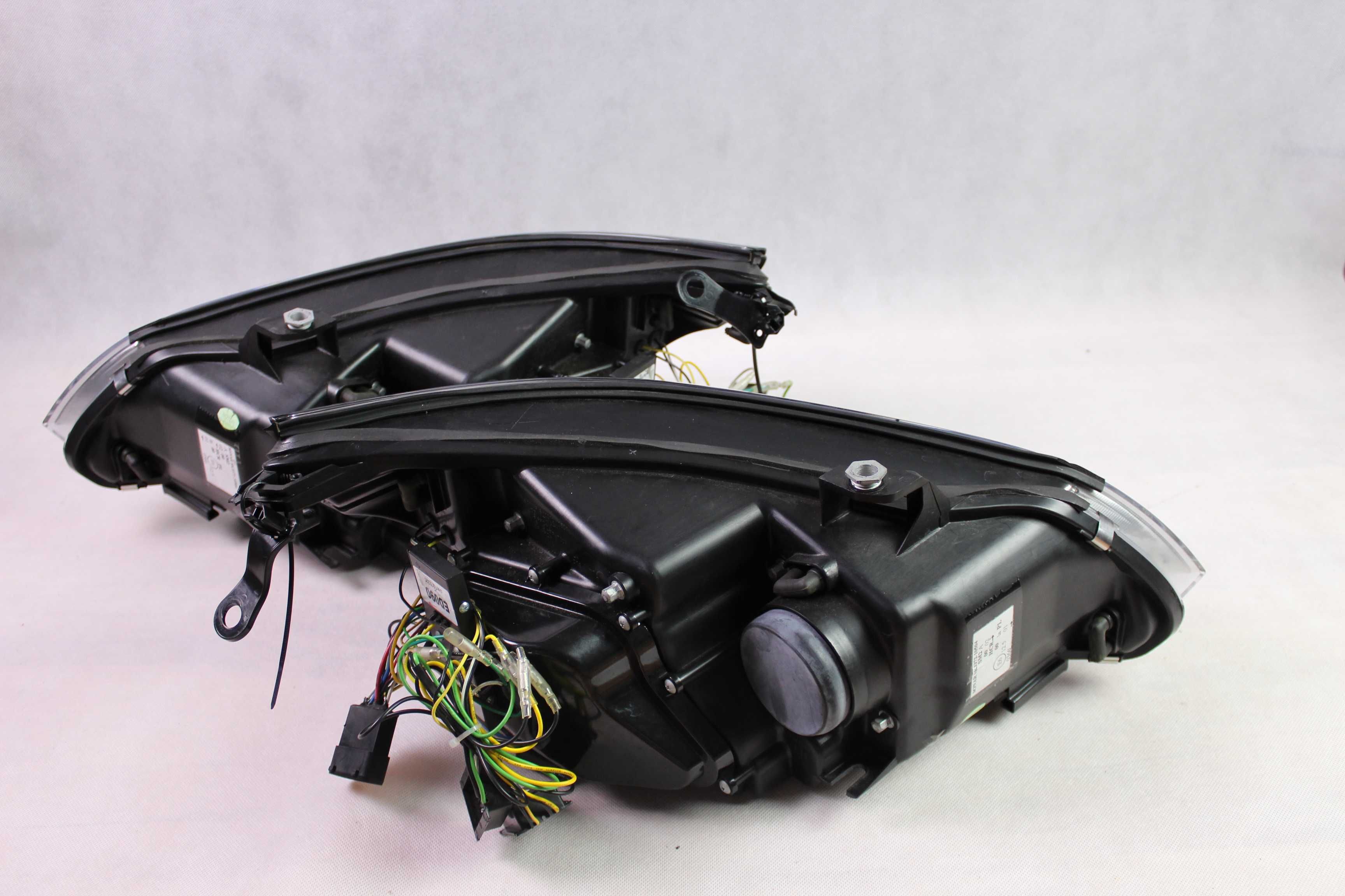 Lampy przednie przód BMW E60 E61 03-07 H7 RINGI LED NEON BLACK SMOKE