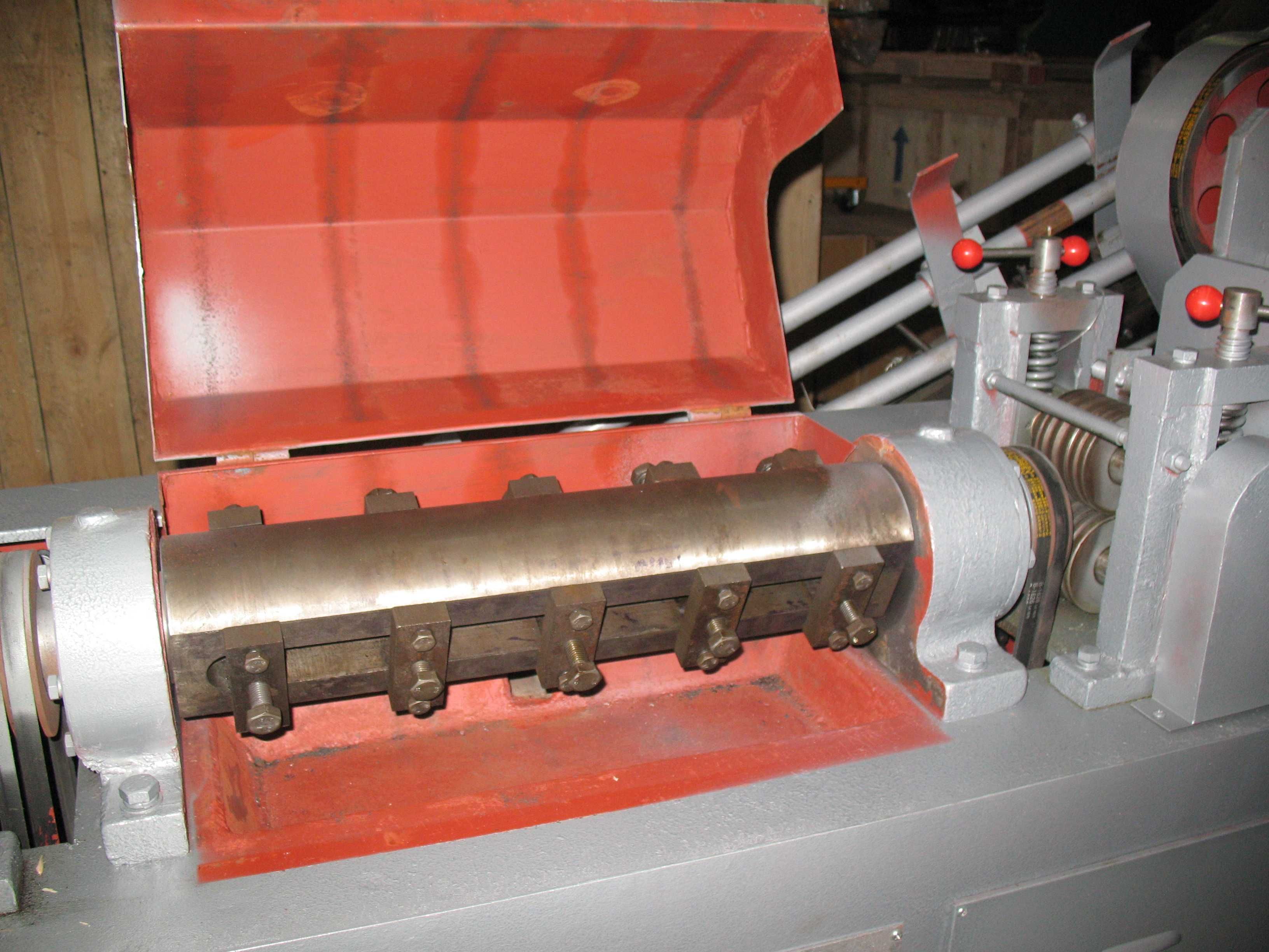 Станок правильний W58-14A
