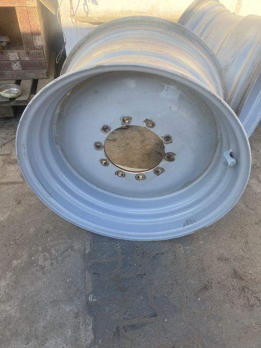 Felgi kombajn Massey Ferguson John Deere 20x34. 620/75/R34