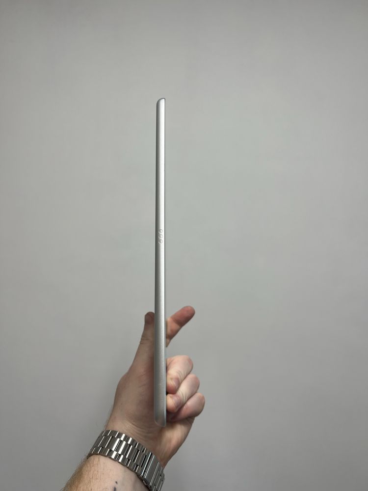 Apple Ipad 10.2 2021 акб95% в идеальном состоянии Apple pencil