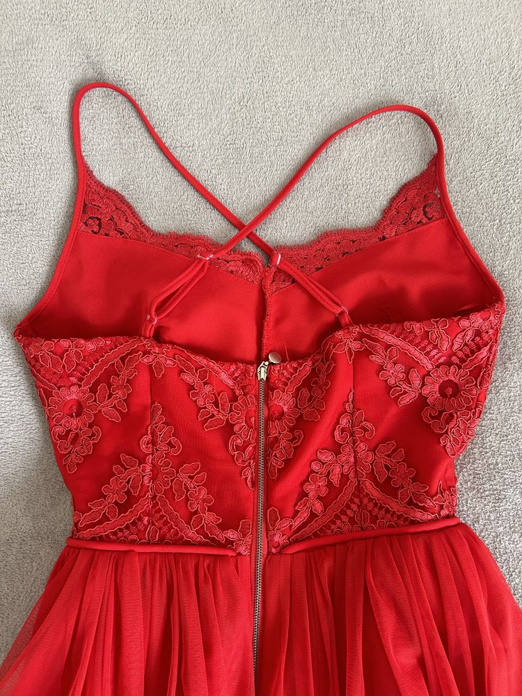 Sukienka gorsetowa koronkowa tiulowa czerwona, rozmiar 36