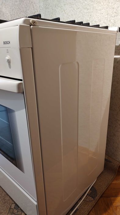 Газова плита з газовою духовкою Bosch HSG132PRF/02