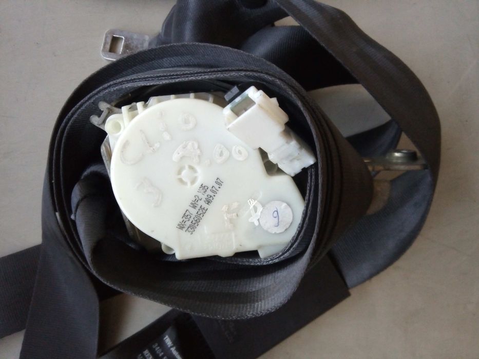 Cinto frente direito RENAULT Clio III (BR0/1, CR0/1)