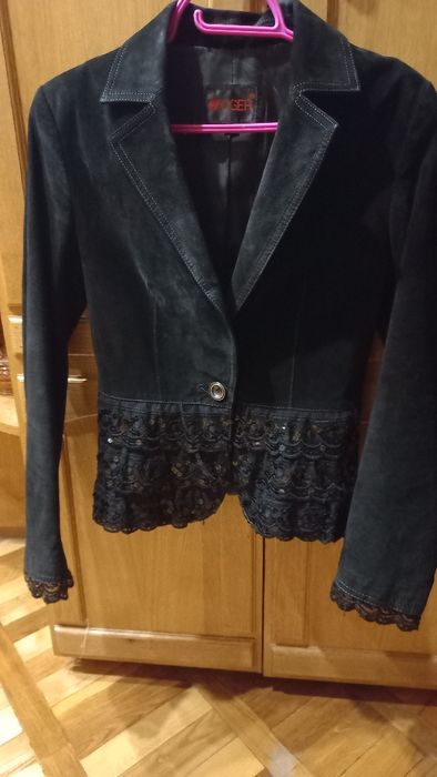 Женский пиджак. Натуральный замш